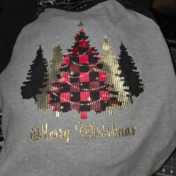 Merry Christmas" Plaid Tree PJ Set | Thermal Raglan Top & Fleece Pants | Size L - Picture 4 of 9